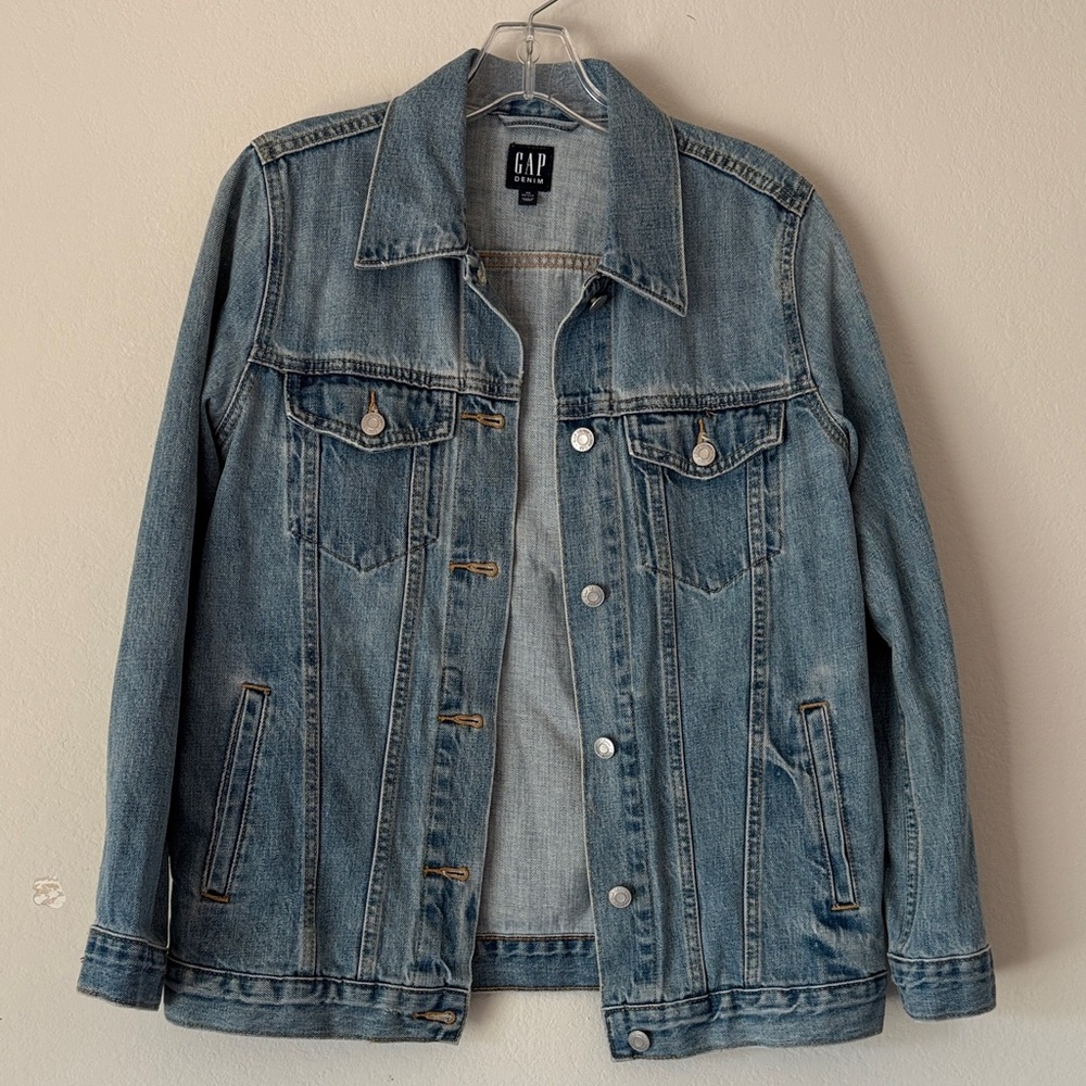 GAP Women's Medium Blue Oversized Jean Jacket